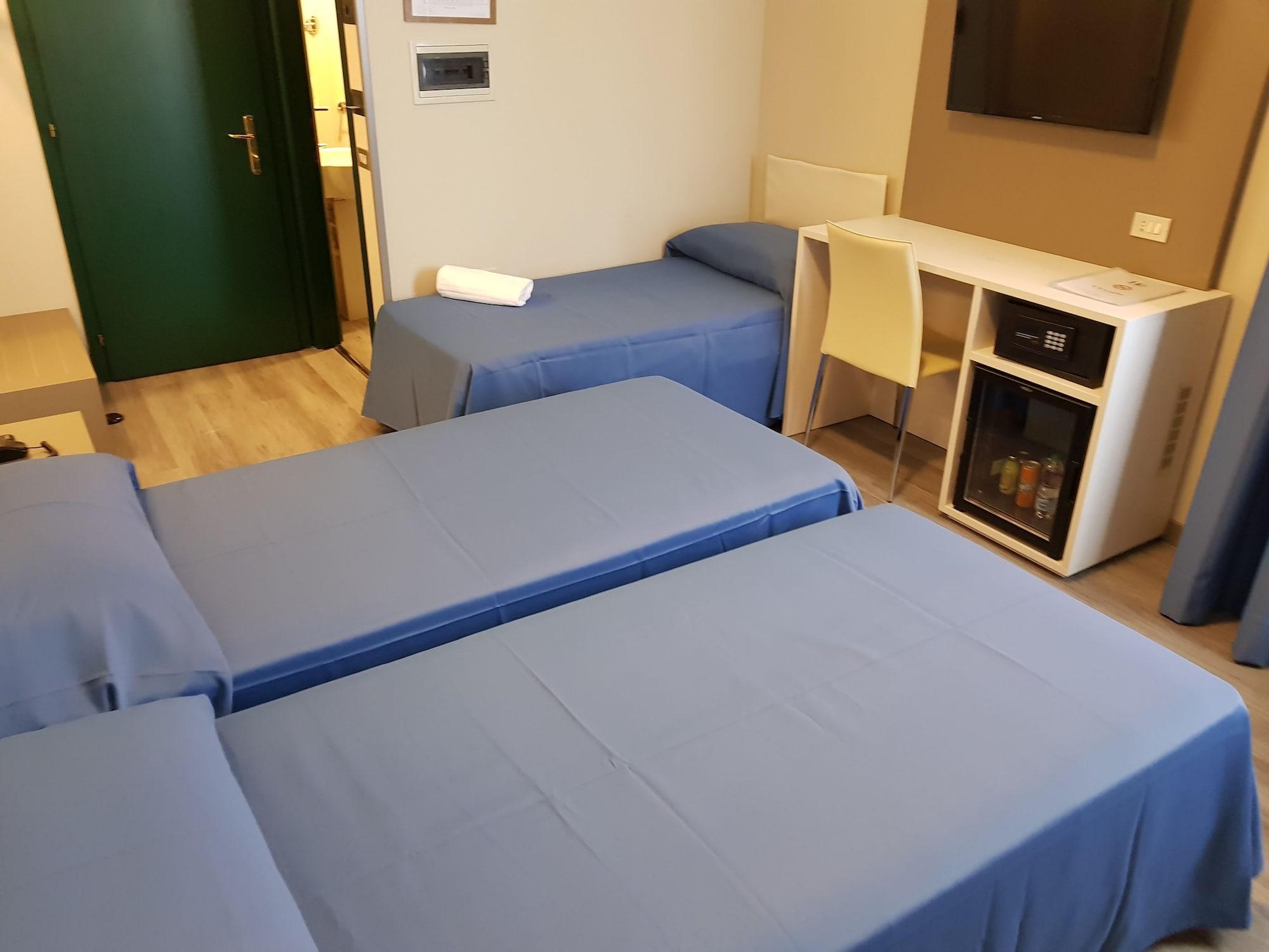 Hotel Oleggio Malpensa Bagian luar foto