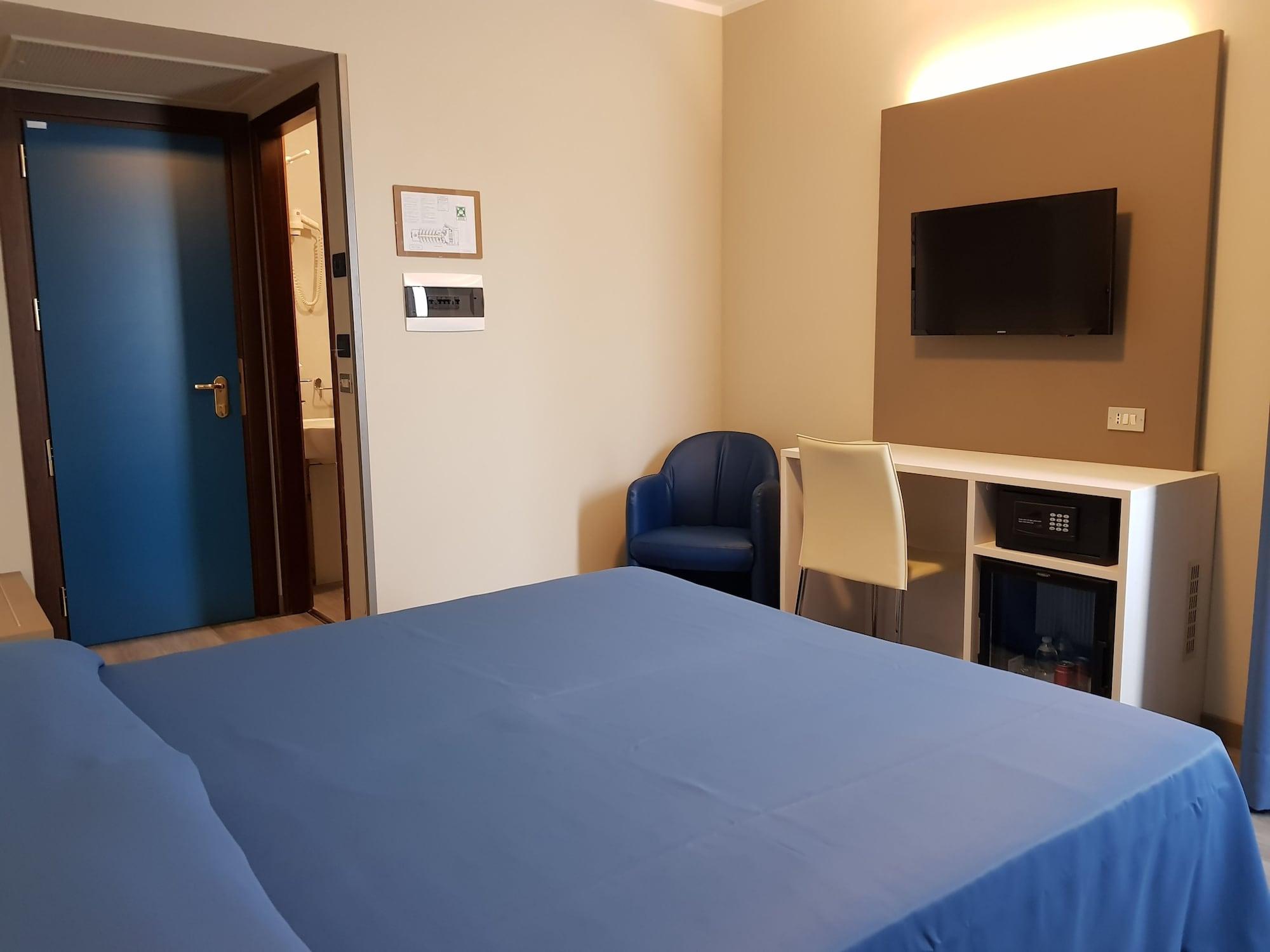 Hotel Oleggio Malpensa Bagian luar foto