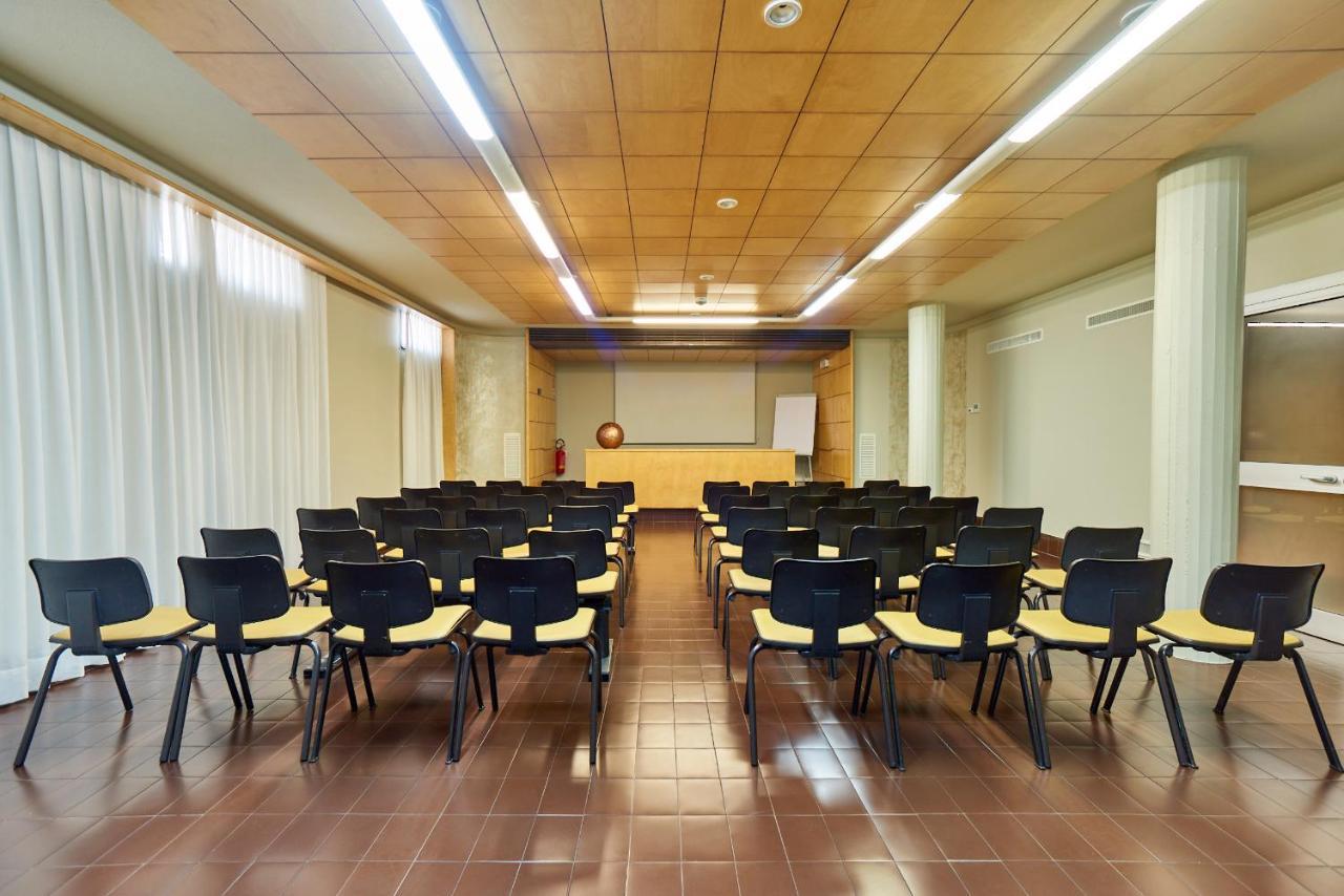 Hotel Oleggio Malpensa Bagian luar foto