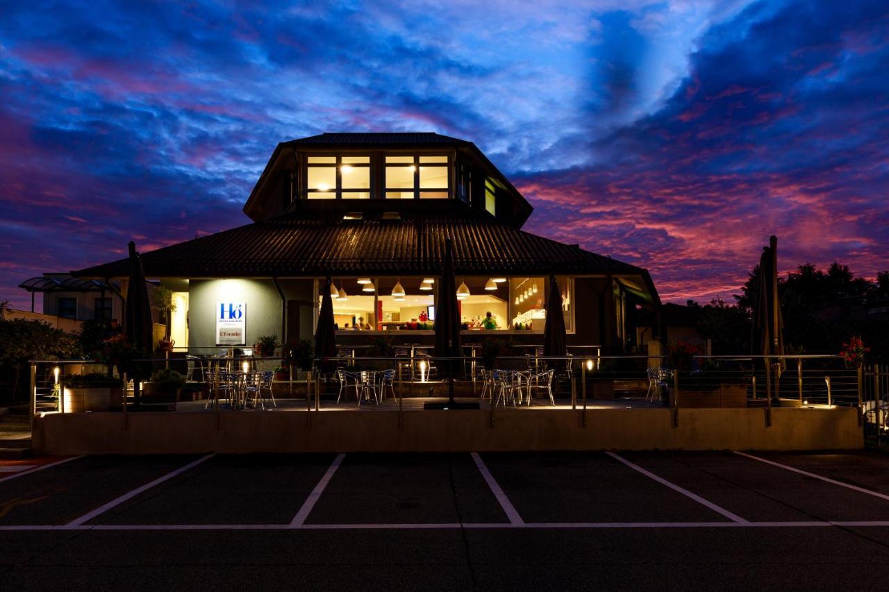 Hotel Oleggio Malpensa Bagian luar foto